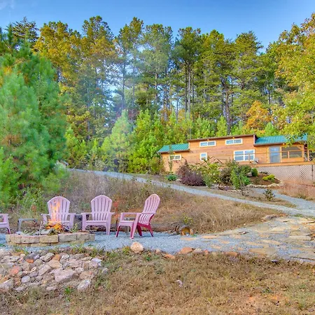 Mill Spring Log Cabin With Decks And Hot Tub!